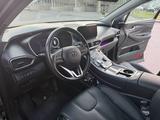 Hyundai Santa Fe 2023 года за 19 000 000 тг. в Алматы – фото 3