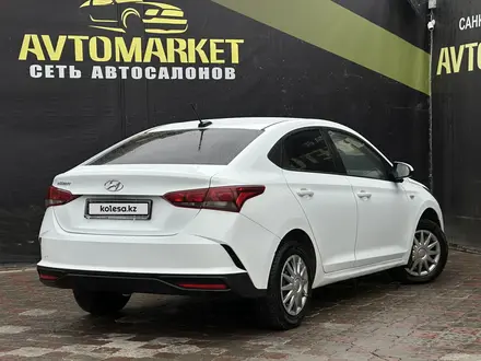 Hyundai Accent 2021 года за 6 500 000 тг. в Актобе – фото 6