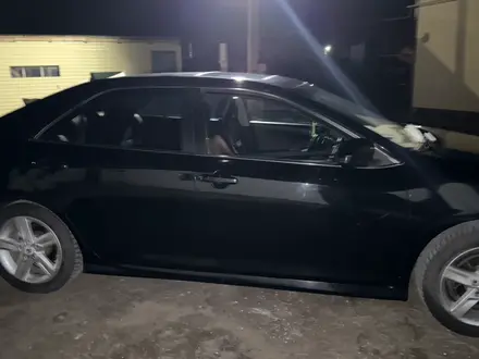 Toyota Camry 2013 года за 5 000 000 тг. в Актобе – фото 4