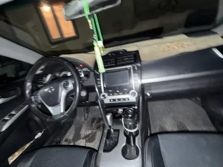 Toyota Camry 2013 года за 5 000 000 тг. в Актобе – фото 6