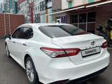 Toyota Camry 2018 годаfor13 800 000 тг. в Алматы – фото 3