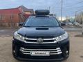 Toyota Highlander 2018 года за 15 500 000 тг. в Уральск