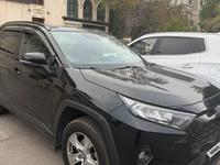 Toyota RAV4 2020 года за 13 500 000 тг. в Алматы