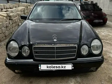 Mercedes-Benz E 280 1998 годаүшін3 200 000 тг. в Кызылорда – фото 4