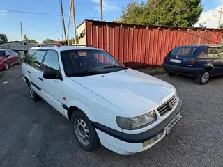Volkswagen Passat, 1995