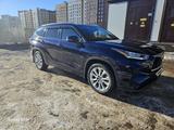 Toyota Highlander 2020 года за 22 900 000 тг. в Астана