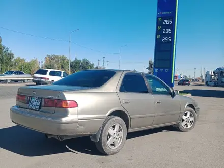 Toyota Camry 2000 года за 2 800 000 тг. в Талдыкорган – фото 5