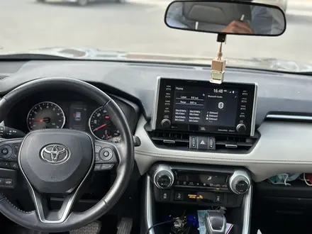 Toyota RAV4 2019 года за 13 000 000 тг. в Актау – фото 13