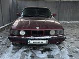 BMW 520 1991 года за 800 000 тг. в Алматы – фото 2