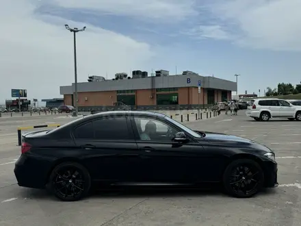 BMW 340 2018 года за 15 100 000 тг. в Алматы – фото 3