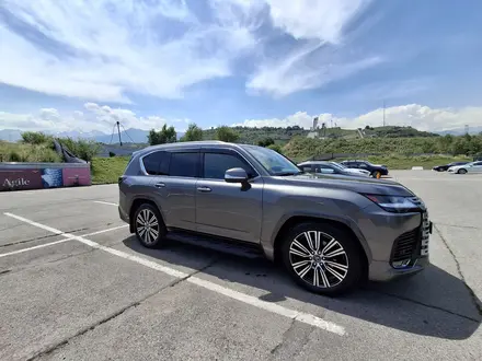 Lexus LX 600 2025 года за 78 000 000 тг. в Алматы – фото 3
