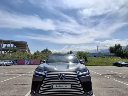 Lexus LX 600 2025 года за 78 000 000 тг. в Алматы – фото 8