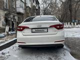 Hyundai Sonata 2015 годаfor8 000 000 тг. в Караганда – фото 5