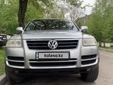 Volkswagen Touareg 2002 года за 5 500 000 тг. в Алматы – фото 2