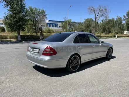 Mercedes-Benz E 240 2002 года за 4 200 000 тг. в Шымкент – фото 6