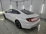 Hyundai Sonata 2021 годаүшін11 800 000 тг. в Петропавловск – фото 5
