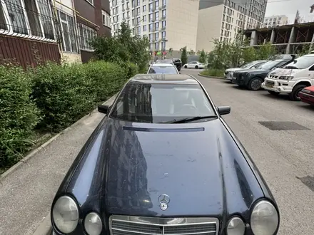 Mercedes-Benz E 230 1996 года за 2 100 000 тг. в Алматы – фото 7
