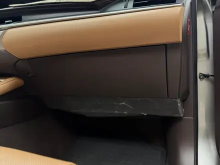 Lexus ES 250 2017 года за 16 300 000 тг. в Алматы – фото 10
