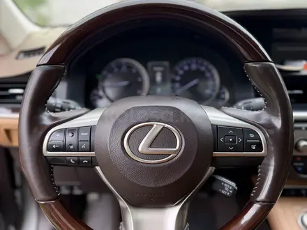 Lexus ES 250 2017 года за 16 300 000 тг. в Алматы – фото 14