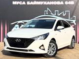 Hyundai Accent 2022 года за 7 700 000 тг. в Атырау