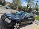 Mercedes-Benz E 220 1995 года за 2 500 000 тг. в Шымкент
