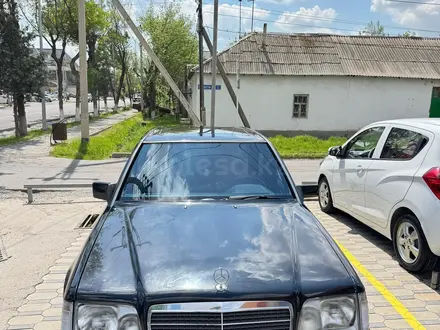 Mercedes-Benz E 220 1995 года за 2 500 000 тг. в Шымкент – фото 3