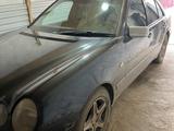 Mercedes-Benz E 280 1997 годаfor2 500 000 тг. в Жезказган – фото 2