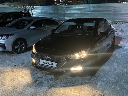 Hyundai Accent 2019 года за 6 800 000 тг. в Астана – фото 3