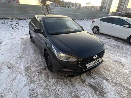 Hyundai Accent 2019 года за 6 800 000 тг. в Астана – фото 2
