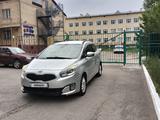 Kia Carens 2013 года за 6 100 000 тг. в Астана – фото 5