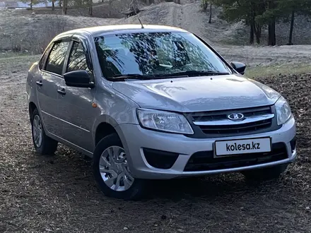 ВАЗ (Lada) Granta 2190 2015 года за 3 300 000 тг. в Семей