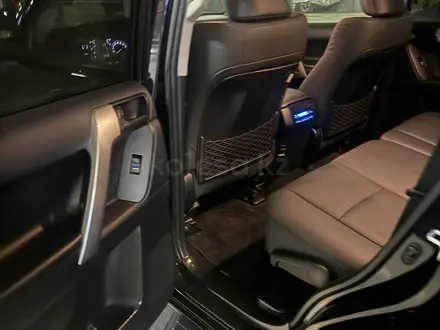 Toyota Land Cruiser Prado 2021 года за 25 500 000 тг. в Астана – фото 12