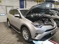 Toyota RAV4 2017 года за 15 200 000 тг. в Семей – фото 15