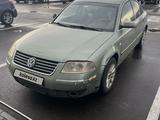 Volkswagen Passat 2002 годаүшін2 200 000 тг. в Астана