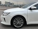 Toyota Camry 2015 года за 9 200 000 тг. в Алматы – фото 3