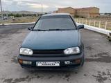 Volkswagen Golf 1993 годаүшін1 000 000 тг. в Караганда