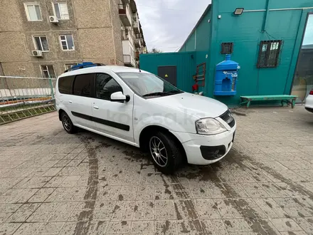 ВАЗ (Lada) Largus 2014 года за 2 600 000 тг. в Атырау – фото 2