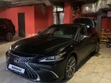 Lexus ES 250 2023 года за 21 000 000 тг. в Астана