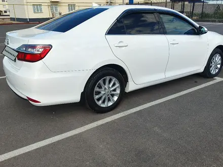 Toyota Camry 2017 года за 8 900 000 тг. в Шымкент – фото 6