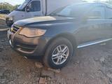 Volkswagen Touareg 2007 годаүшін4 000 000 тг. в Сатпаев