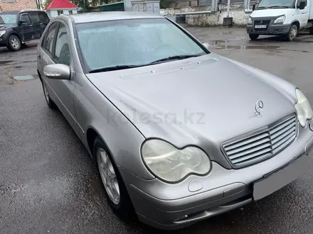 Mercedes-Benz C 180 2003 года за 3 000 000 тг. в Астана – фото 3