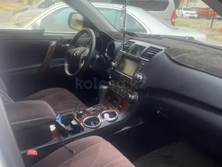 Toyota Highlander 2013 года за 14 000 000 тг. в Шымкент – фото 4