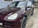 Porsche Cayenne 2005 года за 3 000 000 тг. в Атырау – фото 3