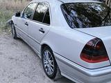 Mercedes-Benz C 200 1998 годаүшін4 200 000 тг. в Караганда – фото 3