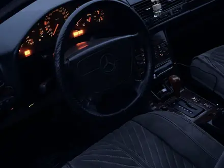 Mercedes-Benz S 320 1994 года за 3 500 000 тг. в Атырау – фото 9