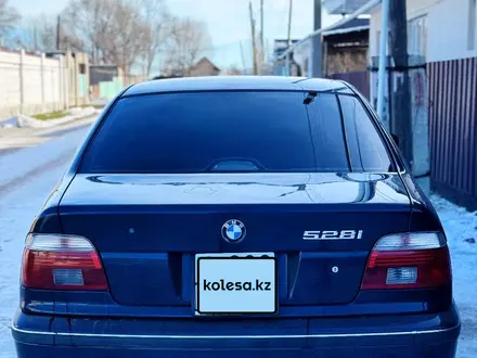 BMW 528 2000 года за 4 700 000 тг. в Тараз – фото 14