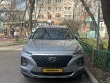 Hyundai Santa Fe 2019 года за 13 700 000 тг. в Алматы – фото 2