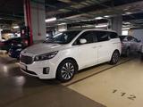 Kia Carnival 2015 года за 11 000 000 тг. в Астана – фото 3