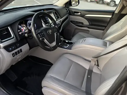 Toyota Highlander 2017 года за 17 400 000 тг. в Шымкент – фото 5