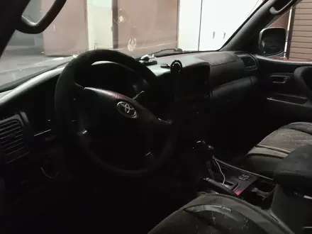 Toyota Land Cruiser 2001 года за 9 000 000 тг. в Алматы – фото 5